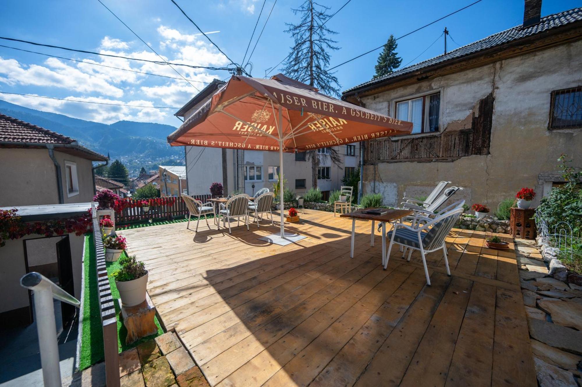 Spacious And Bright 2Bdr Apartment In The Old Town Sarajevo Exterior photo
