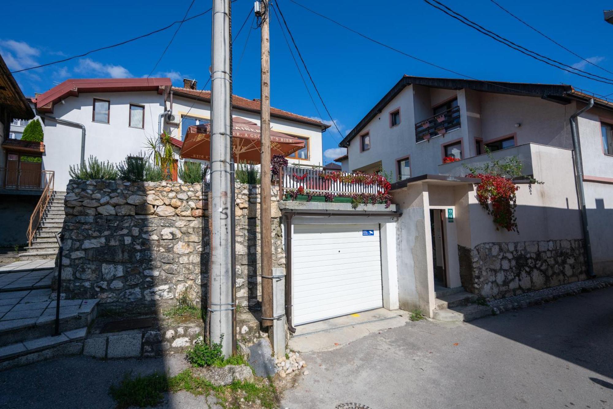 Spacious And Bright 2Bdr Apartment In The Old Town Sarajevo Exterior photo
